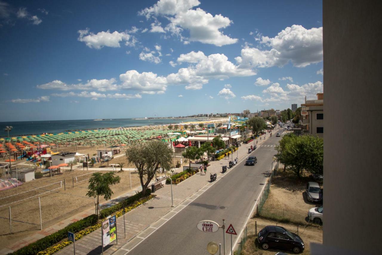 Hotel Cliff Rimini Exterior photo